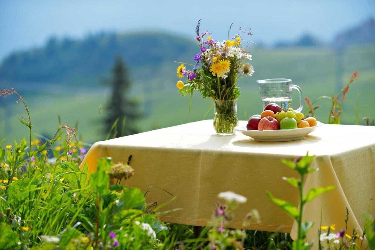 Hotel Restaurant Formarin Oberlech Exterior photo