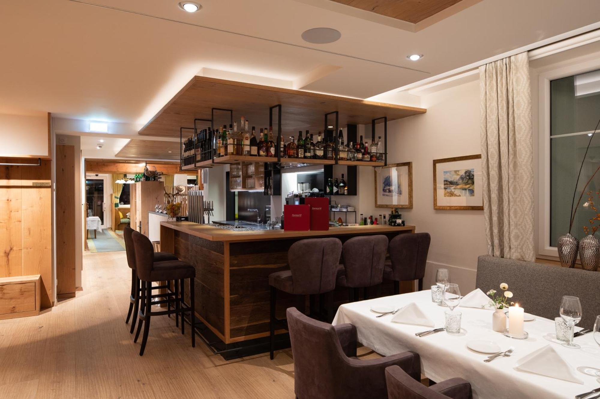 Hotel Restaurant Formarin Oberlech Exterior photo